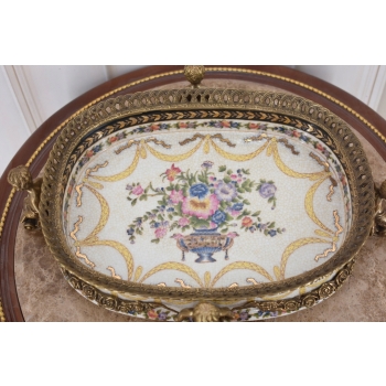 Biała Porcelanowa Patera 4 Anioły - Porcelana + Brąz Anioł Amor - Sygnowana
