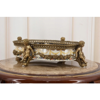 Biała Porcelanowa Patera 4 Anioły - Porcelana + Brąz Anioł Amor - Sygnowana