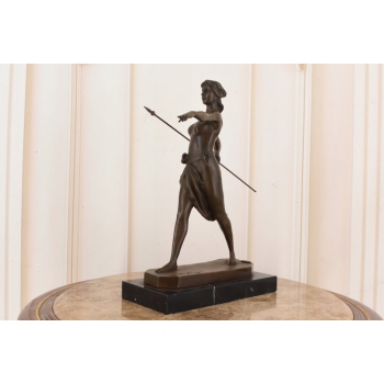 Amazonka z Włócznią - Diana - Bogini Łowów Mitologia - Figura z Brązu