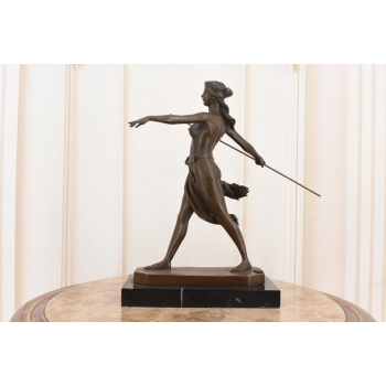 Amazonka z Włócznią - Diana - Bogini Łowów Mitologia - Figura z Brązu