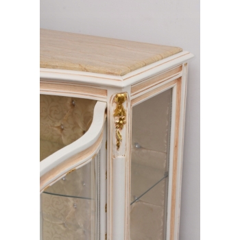 Witryna Francuska - Drewniana Gablota Serwantka - Creme - Złote Okucia