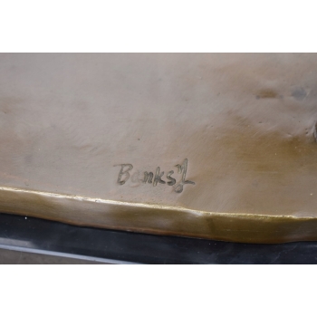 Banksy Style - Miotacz Kwiatów - „Flower Thrower