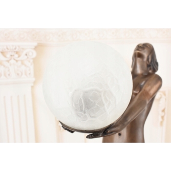 Stojąca Lampa Art Deco - Kobieta z Kulą Figura Rzeźba z Brązu Lampka Klosz