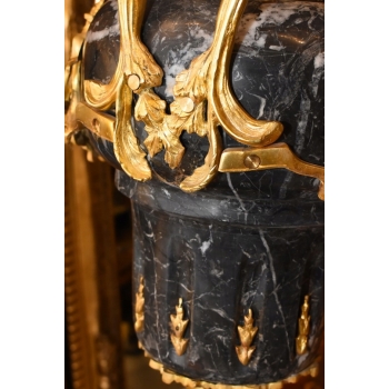 Pałacowy Postument Marmurowy - Kolumna z Amforą - Marmur + Brąz