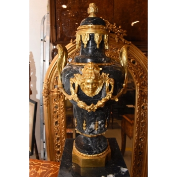 Pałacowy Postument Marmurowy - Kolumna z Amforą - Marmur + Brąz