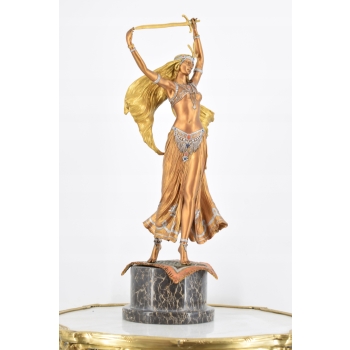 Orientalna Tancerka - Kobieta z Mieczem - Figura Rzeźba z Brązu Złoconego