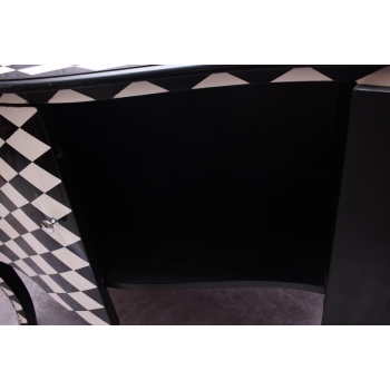 Królewska Biało Czarna Komoda - Vintage Szafa - Romby - Mosiężne Okucia