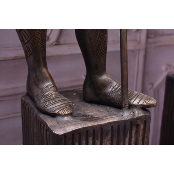 Dwie Figury z Brązu Strażnicy przed Dom - Rzymski Wojownik Dwa Posągi 140cm