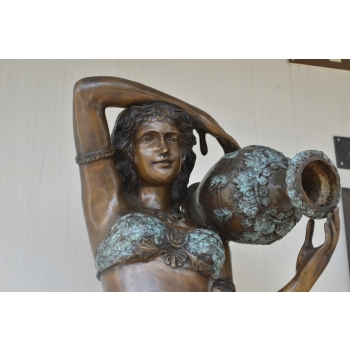 Kobieta z Dzbanem Fontanna z Brązu - Figura Patynowana - Akt 170cm