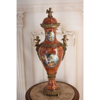 Porcelanowa Czerwona Waza Amfora GRAJĄCE AMORY - Porcelana + Brąz 78cm