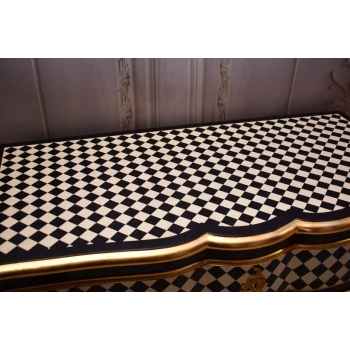 Królewska Biało Czarna Komoda - Vintage Szafa - Romby - Złote Okucia