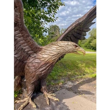 Olbrzymi Groźny Orzeł z Rozłożonymi Skrzydłami - FIGURA Z BRĄZU 360cm