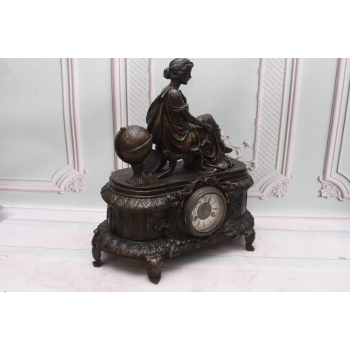Duży Zegar Kominkowy Nakręcany - Postaciowy Kobieta - Figura Rzeźba z Brązu