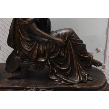 Duży Zegar Kominkowy Nakręcany - Postaciowy Kobieta - Figura Rzeźba z Brązu