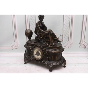 Duży Zegar Kominkowy Nakręcany - Postaciowy Kobieta - Figura Rzeźba z Brązu