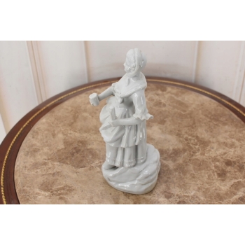 Porcelanowa Figura Kobiety Miśnia - Gospodyni - Biała Porcelana - Dekoracja