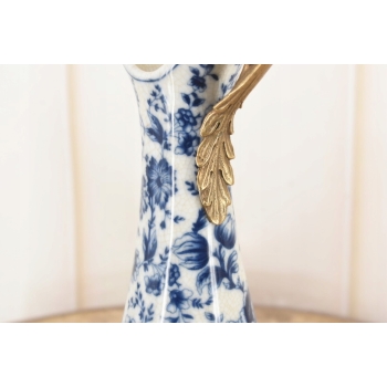 Porcelanowa Karafka - Okuta Brązem Brąz - Kwiaty i Ptaki - Sygnowana