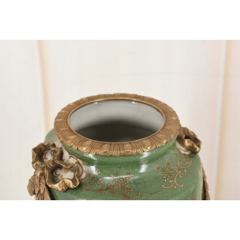 Porcelanowy Zielony Wazon - Kwiaty Ornamenty Styl Secesja Porcelana + Brąz