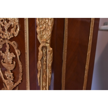 ZEGAR COKOŁOWY W STYLU LUDWIKA XVI, ZŁOCONY, WG JEAN-HENRIEGO RIESENERA