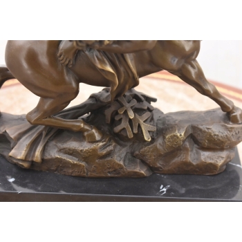 Rzeźba Z Brązu – Walka Centaura - Figura Na Marmurowej Podstawie