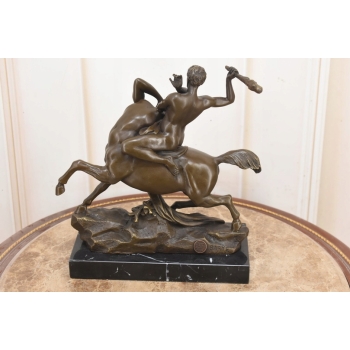 Rzeźba Z Brązu – Walka Centaura - Figura Na Marmurowej Podstawie