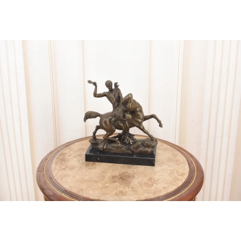 Rzeźba Z Brązu – Walka Centaura - Figura Na Marmurowej Podstawie