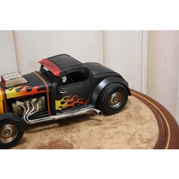 Metalowy Model Samochód z Płomieniami - Hot Rod - Prezent