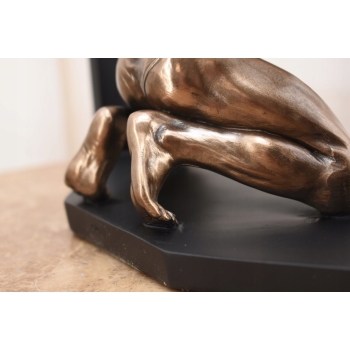 Nowoczesna Figura - Mężczyzna Uwięziony w Ramie - Symbolika Prezent