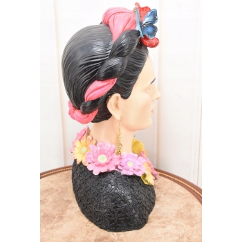 Dekoracyjna Figura Kobiety - Muza z Kwiatami - Kolorowa Rzeźba