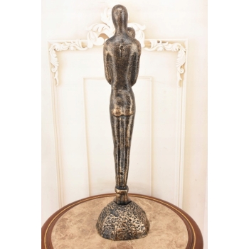 Nowoczesna Modernistyczna Figura Zakochanej Pary - Zakochani z Żeliwa 66 cm