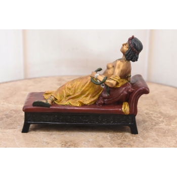 Leżąca Kleopatra z Brązu - Egipcjanka - Figura Rzeźba - Styl Vienna