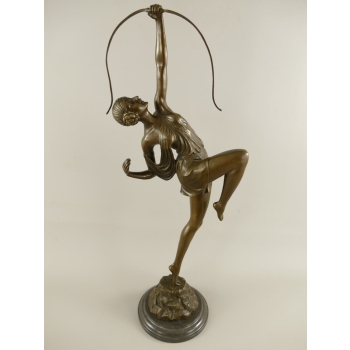 Duża Figura Diany Z ŁUKIEM Diana Bogini Łowów i Myśliwych - Figura z Brązu
