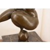 Modernistyczna Figura Gimnastyczki -Gimnastyczka z Brązu - Figura Akrobatki