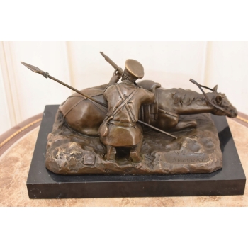 Figura Kawalerzysta z Koniem - Żołnierz - Wojskowa Rzeźba - Brąz