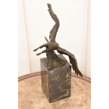 Latający Orzeł - Figura Orła z Brązu - Rzeźba Ptak - Dekoracja Brąz