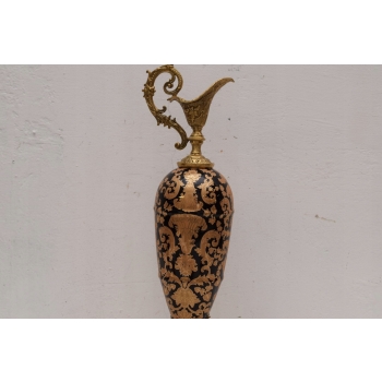 CZARNA ZŁOCONA KARAFKA - OKUTA BRĄZEM PORCELANA