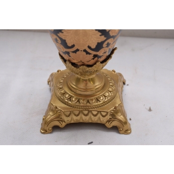 CZARNA ZŁOCONA KARAFKA - OKUTA BRĄZEM PORCELANA