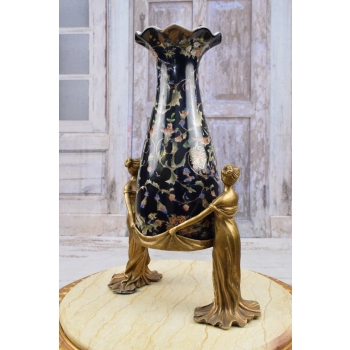 Muzealna Czarna Waza - Nimfy Trzymające Wazon - Porcelana + Brąz
