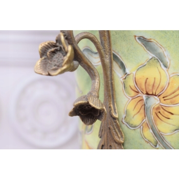 Zielony Porcelanowy Wazon Kwiaty - Motyle - Porcelana + Brąz - Sygnowany