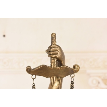 Temida Bogini Sprawiedliwości - Figura Prezent Adwokata Sędziego - 83 cm