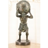 Atlas Dźwigający Kulę Ziemską - Mitologia Grecka - Figura Rzeźba Dekoracja