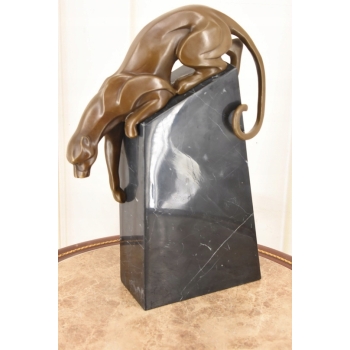 Pantera Na Skale - Figura Pantery - Rzeźba z Brązu Na Marmurowej Podstawie