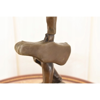Nowoczesny Figura z Brązu - Znikający Podróżnik z Futerałem - Rzeźba Brąz