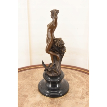 Zmysłowa Naga Kobieta Na Fali - Figura Rzeźba z Brązu - Dekoracja