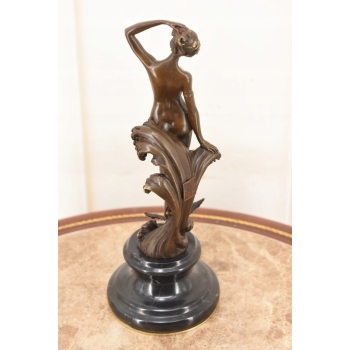 Zmysłowa Naga Kobieta Na Fali - Figura Rzeźba z Brązu - Dekoracja