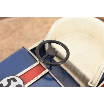 Metalowy Model Samochodziku typu Bumper Car z numerem 53 - Dekoracja