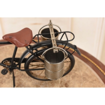 Metalowy Czarny Rower z Wiaderkami - Figurka Roweru - Zabawka Vintage