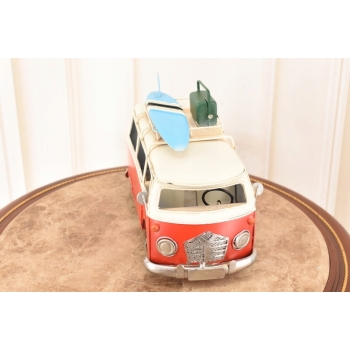 Metalowy Model Samochodu - Ogórek Czerwony z Deska Sufringowa - Ozdoba