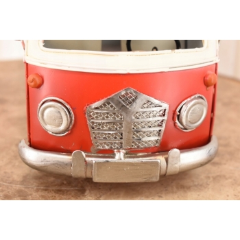 Metalowy Model Samochodu - Ogórek Czerwony z Deska Sufringowa - Ozdoba