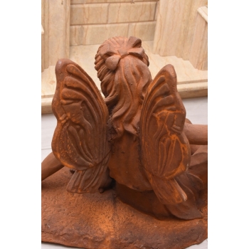 Żeliwna Figura Siedząca Calineczka z Królikami - Elf Wróżka - Rzeźba Żeliwo